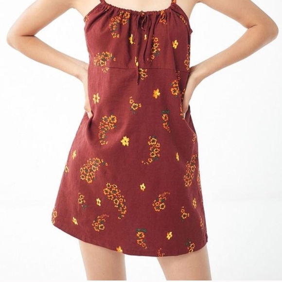 Adorable red floral front tie UO dress - Picture 1 of 2